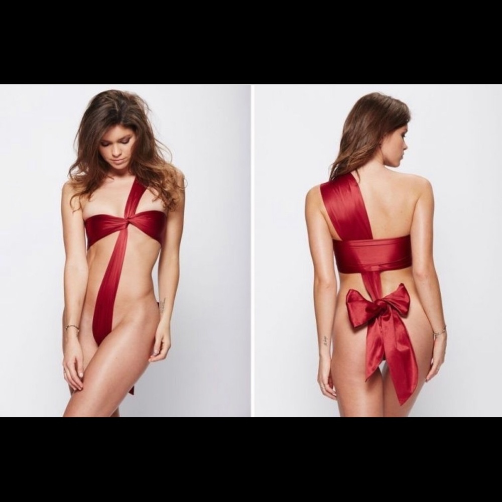 Bluebella Body Bow
